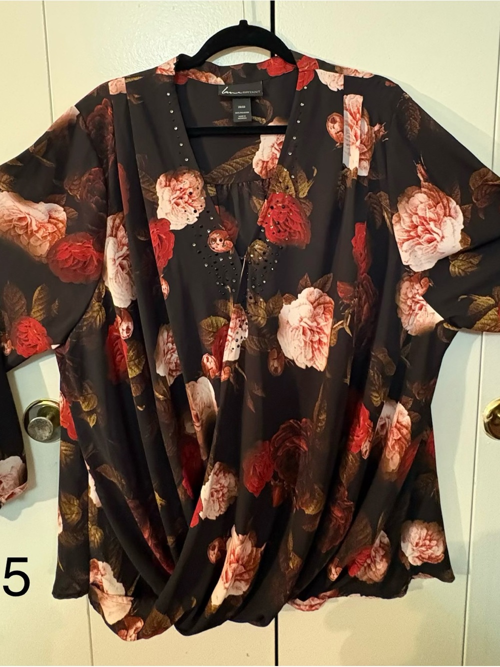 Lane Bryant Black Floral V-Neck Twist Hem Tunic with Stud Accents